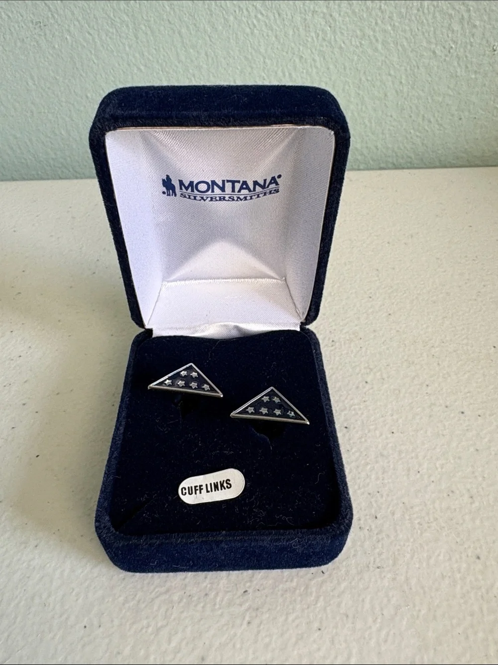 Montana Silversmiths Men's Blue Triangle Flag Folds of Honor Cuff Links